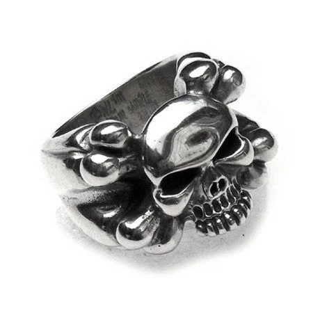 Skull and Crossbones Ring