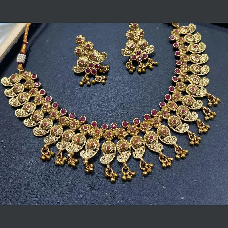 Kavita Art Gold Plated Pota Stone Necklace Set