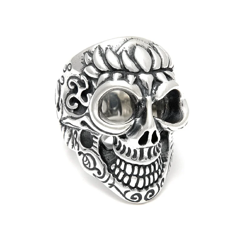 Lotus Blossom Graffiti Master Skull Ring