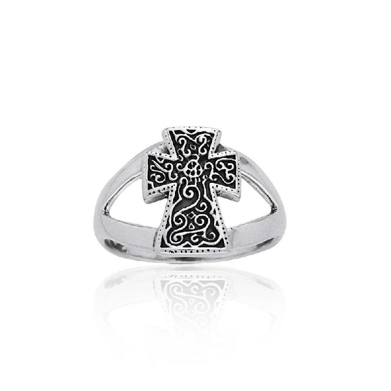 Spiral Cross Silver Ring TRI814