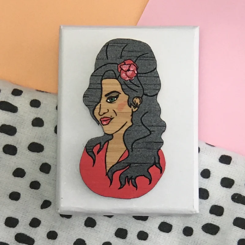 Brooch: Amy Winehouse