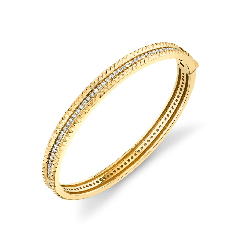 Tetra Pavé Bangle