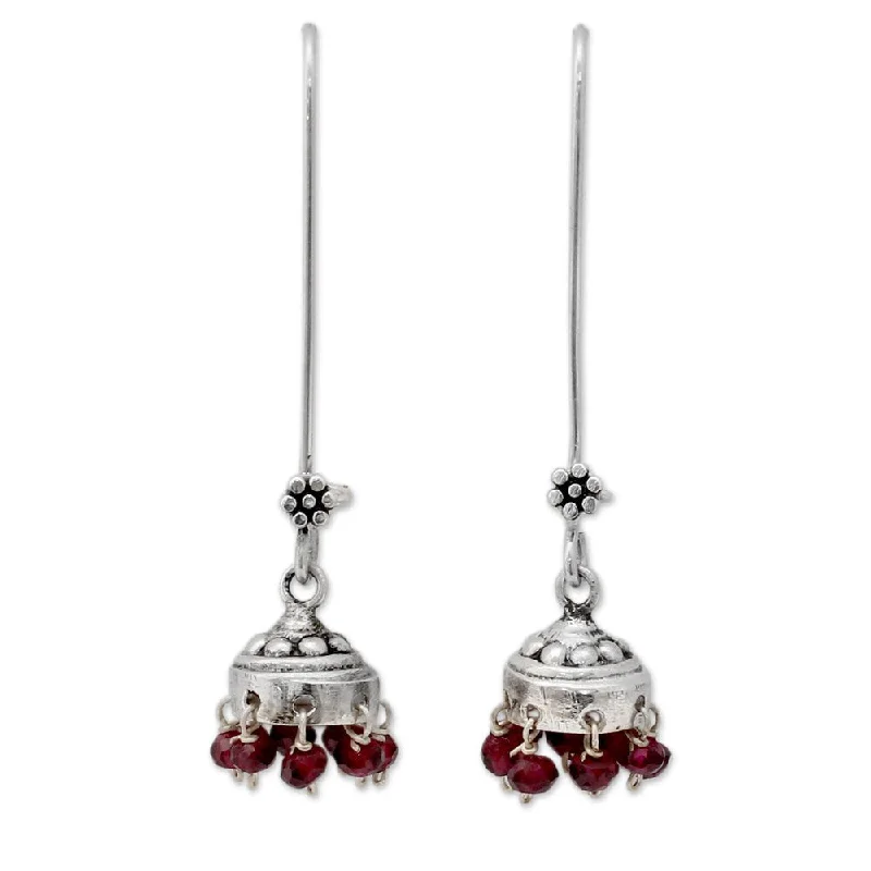 Handmade Sterling Silver Bride of India Garnet Earrings (India)